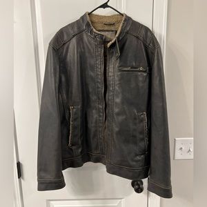 Men’s Buckle leather bomber jacket